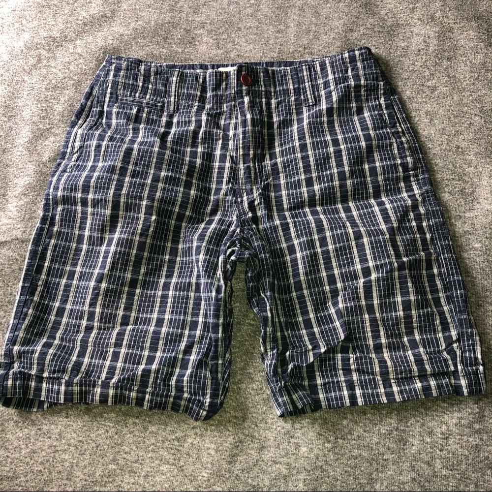 GAP Favorite Khaki plaid shorts
